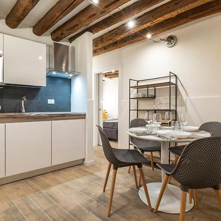 Apartament San Marco Pied-A-Terre - Accademia By Wonderful Italy Wenecja Zewnętrze zdjęcie