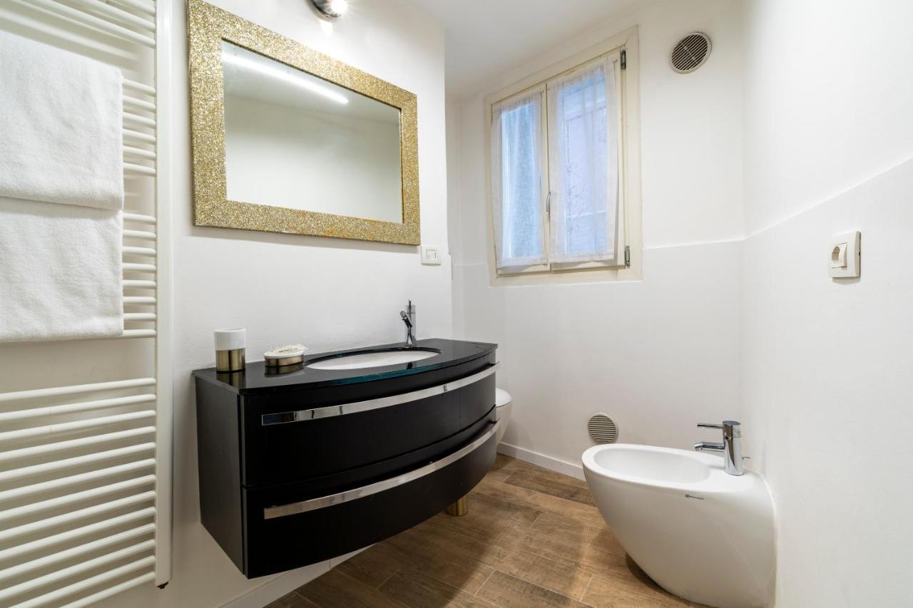 Apartament San Marco Pied-A-Terre - Accademia By Wonderful Italy Wenecja Zewnętrze zdjęcie